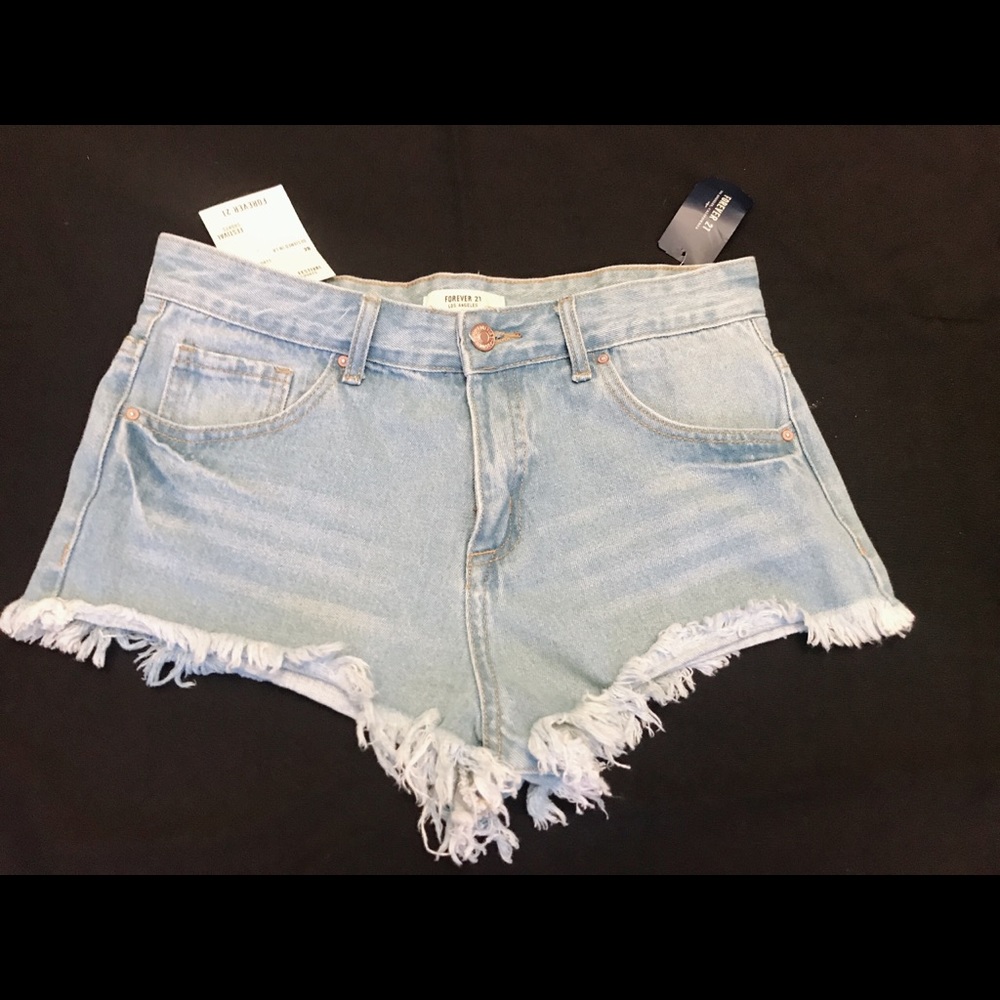 Forever 21 denim shorts size 28